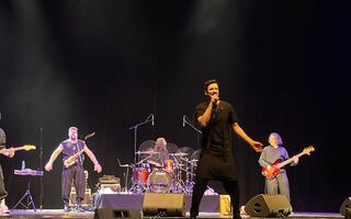 "Хоть я и Колдун, ритуалов у меня нет". Исполнитель хита "Дай мне силу" о сцеплении с реальностью и гигиене вкуса "Хоть я и Колдун, ритуалов у меня нет". Исполнитель хита "Дай мне силу" о сцеплении с реальностью и гигиене вкуса