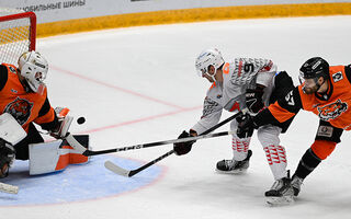 Кирилл Пилипенко стал автором победной шайбы "Авангарда" в Хабаровске Кирилл Пилипенко стал автором победной шайбы "Авангарда" в Хабаровске