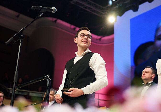 "Кто проиграл - не отчаивайтесь, кто выиграл - не зазнавайтесь!" Названы лучшие музыканты конкурса имени Вильгельма Шпета "Кто проиграл - не отчаивайтесь, кто выиграл - не зазнавайтесь!" Названы лучшие музыканты конкурса имени Вильгельма Шпета