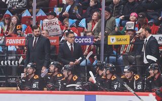 Уверенность в обороне. Омский "Авангард" продлил контракты с тремя защитниками Уверенность в обороне. Омский "Авангард" продлил контракты с тремя защитниками