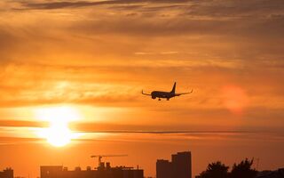 После перерыва возобновляются авиарейсы Омск - Ташкент После перерыва возобновляются авиарейсы Омск - Ташкент
