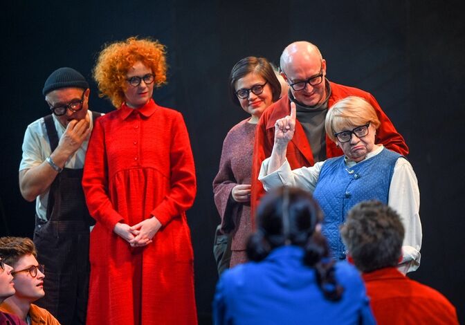 Квинтэссенция памяти и чувств. Вкус одуванчикового лета в Омской драме Квинтэссенция памяти и чувств. Вкус одуванчикового лета в Омской драме