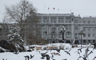 Пилоны, лепнина и Хронос, удерживающий Силу: у памятника на ул. Гагарина выбрали, что охранять Пилоны, лепнина и Хронос, удерживающий Силу: у памятника на ул. Гагарина выбрали, что охранять