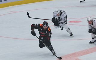 Форвард "Авангарда" перенёс операцию в Германии Форвард "Авангарда" перенёс операцию в Германии