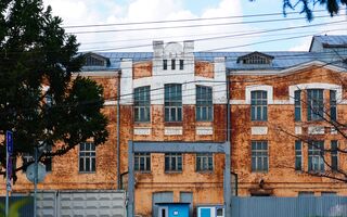 В центре Омска меняют охранную зону старинной фабрики "Луч" В центре Омска меняют охранную зону старинной фабрики "Луч"
