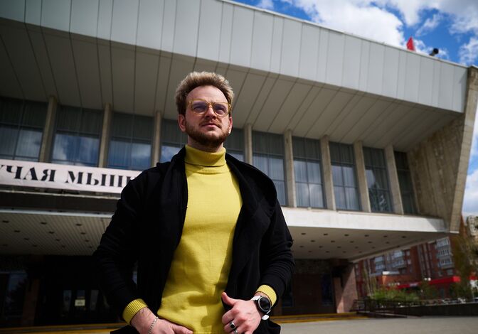 Илья Скляров: "Я фанатик своего дела - иногда забываюсь в театре так, что сам для себя отхожу на второй план" Илья Скляров: "Я фанатик своего дела - иногда забываюсь в театре так, что сам для себя отхожу на второй план"