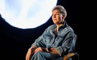 "Не стоит ждать". Писатель Юлия Гехт о творчестве и вкусе к жизни "Не стоит ждать". Писатель Юлия Гехт о творчестве и вкусе к жизни