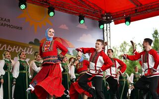 "Жемчужина Сибири" и "напитки" от Чайковского. В Омске завершился "Музыкальный пикник" "Жемчужина Сибири" и "напитки" от Чайковского. В Омске завершился "Музыкальный пикник"
