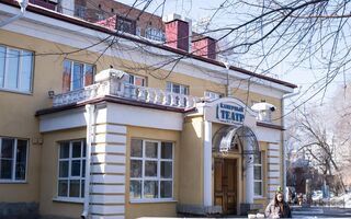 Осталась в памяти и сердце. В Камерном драматическом театре появится барельеф кошки-хранительницы Осталась в памяти и сердце. В Камерном драматическом театре появится барельеф кошки-хранительницы